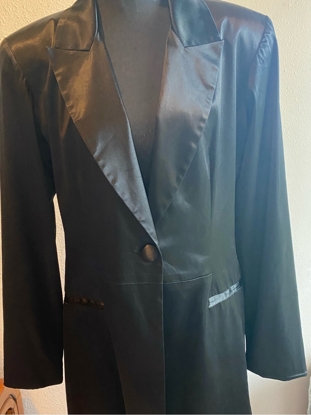 Vintage Hugo Buscati Collection Black Satin Longline Blazer Jacket Size 10
